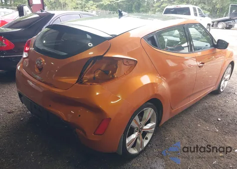 2013 Hyundai Veloster Base W/Black из США, поврежденный, VIN KMHTC6AD8DU122639
